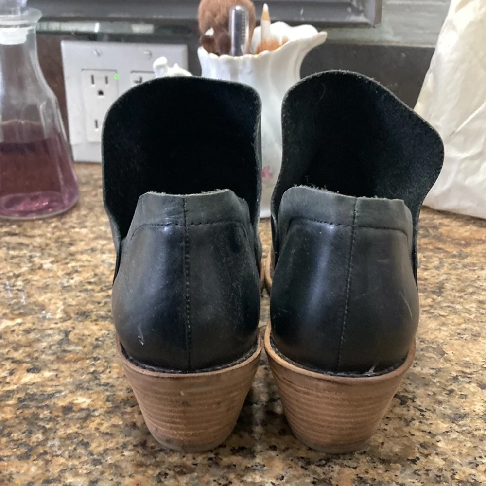 Kelsi‎ Dagger booties